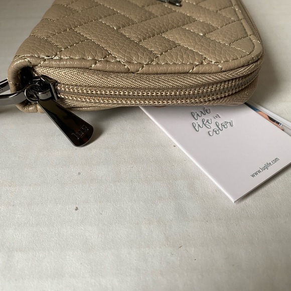 Lug Rodeo VL Wallet Sand New - Picture 8 of 15